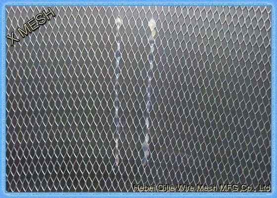 बहुउद्देश्यीय जस्ती धातु हीरा जाल लाठ 0.35-0.5 मिमी मोटाई 27X96 आकार