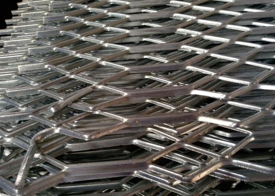 1.2 मीटर चौड़ाई डायमंड ओपनिंग माइल्ड स्टील 1.6 मिमी मोटाई विस्तारित धातु मेष शीट: