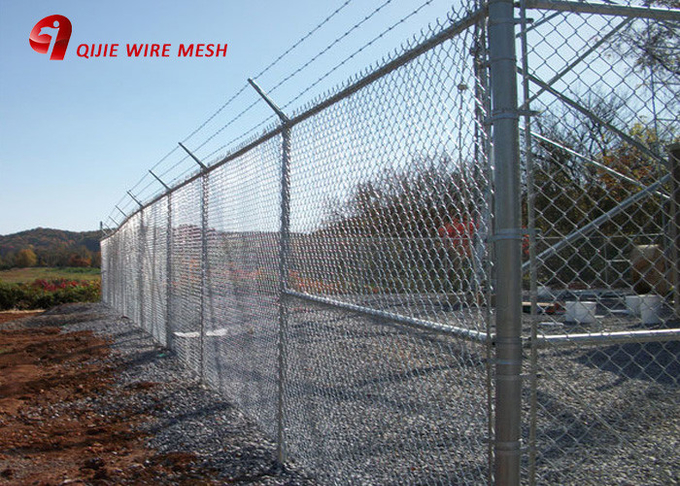 गर्म डूबा जस्ती चेन लिंक गार्डन सुरक्षा तार जाल लौह धातु फार्म बाड़ -004