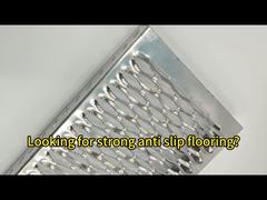 गर्म डुबकी जस्ती प्लेट छिद्रित धातु जाल सुरक्षा ग्रिटिंग पैदल मार्ग विरोधी जंग