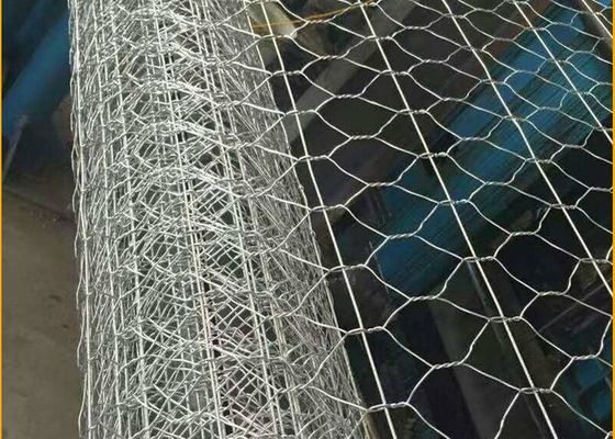 जस्ती 4 मिमी 50 X 100 मिमी वेल्डेड गेबियन बॉक्स 2x1x1m