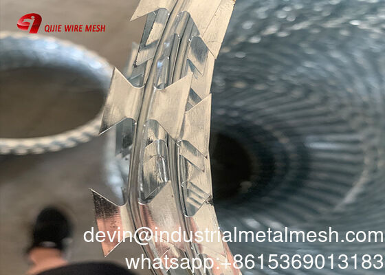 75X150mm ओपनिंग वेल्डेड रेजर ब्लेड कांटेदार तार मेश फेंस पैनल के लिए