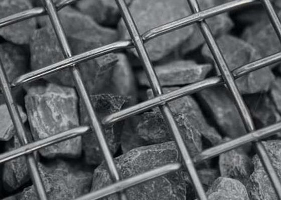 कंपन स्क्रीन मेष उच्च मैंगनीज 65Mn स्टील वायर खदान खदान कोल्हू चलनी स्क्रीन मेष फैक्टरी मूल्य