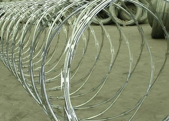 Ss430 स्टेनलेस स्टील रेजर वायर क्रॉस टाइप Bto-22 व्यास 50cm