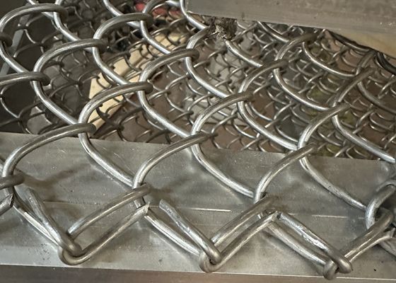 स्टेनलेस स्टील 316L चेन लिंक बाड़ कपड़े सीमा दीवार जस्ती स्टील
