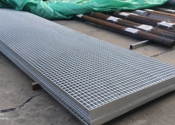 30X5mm Serrated Steel Grating Folding Campfire Grill Heavy Duty स्टेनलेस / बार के लिए जस्ती