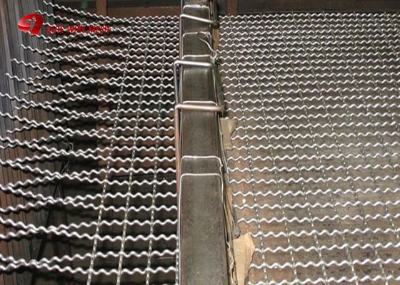 उच्च तन्य शक्ति 8x13 मिमी खोलने स्टेनलेस स्टील क्रिमड वायर मेष