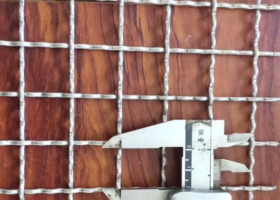 304 जाल क्रिमटेड स्टेनलेस स्टील वायर जाल खनन के लिए वाइब्रेटिंग स्विंग स्क्रीन जाल