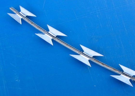 बीटीओ 22 रेजर कॉन्सर्टिना कॉइल 450 मिमी व्यास कांटेदार