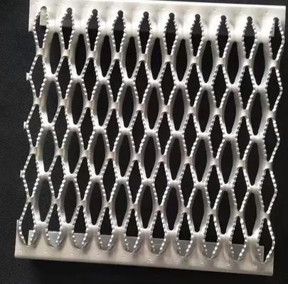 वॉकवे प्लेटफ़ॉर्म एंटी-स्लिप सुरक्षा प्लैंक ग्रेटिंग/छिद्रित स्टेनलेस स्टील सीढ़ी ग्रिप स्ट्रट