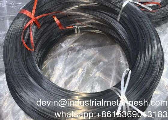 1770-2200 एमपीए उच्च तन्यता ताकत कार्बन स्टील वायर ब्लैक ब्रश स्टील वायर 0.30-1.0 मिमी