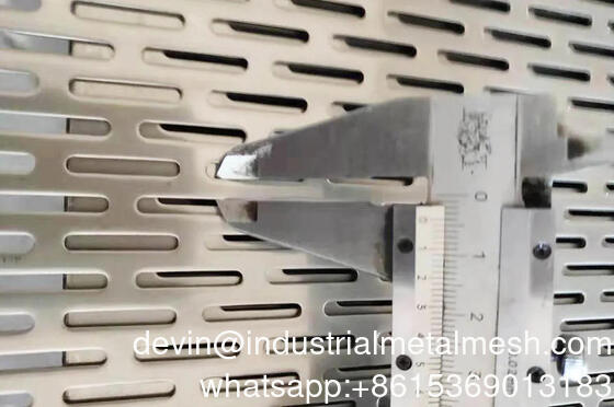 सस्ते चीन निर्मित एल्यूमीनियम छिद्रित शीट स्पिकर ग्रिल के लिए छिद्रित धातु स्क्रीन
