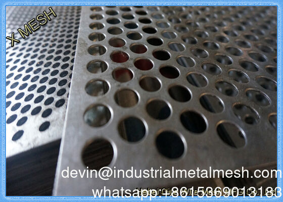 अद्वितीय कला परियोजनाओं के लिए अनुकूलन योग्य छिद्रित धातु