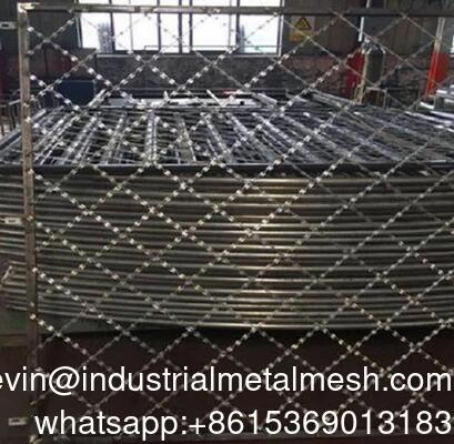 एंटी-क्लाइम्बिंग फेंसिंग के लिए 150X300mm रेजर वेल्डेड मेश