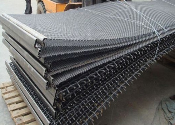 ब्लैक आयरन स्क्वायर बुना हुआ क्रिम्प्ड वाइब्रेटिंग स्क्रीन मेश 1.5mx1.95m