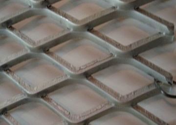 हेक्सागोनल छेद के साथ पाउडर कोटिंग विस्तारित धातु तार जाल