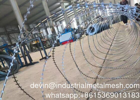 उच्च सुरक्षा एंटी-क्लाइम्ब वेल्डेड रेजर वायर मेश
